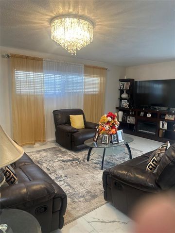 7100 SCRUBOAK LANE, Orlando, FL 32818