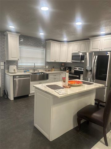 7100 SCRUBOAK LANE, Orlando, FL 32818