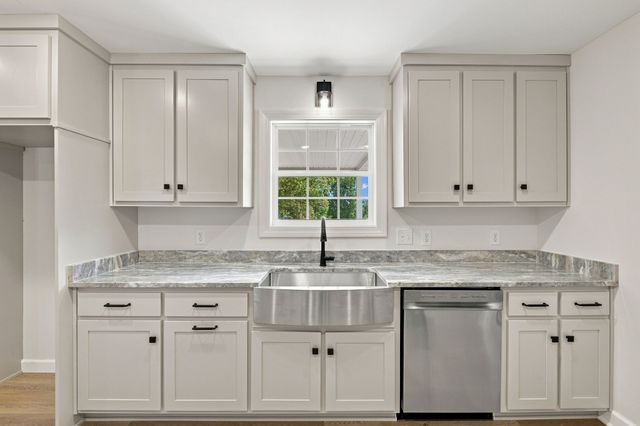 203 Marys Lane, Lafayette, TN 37083