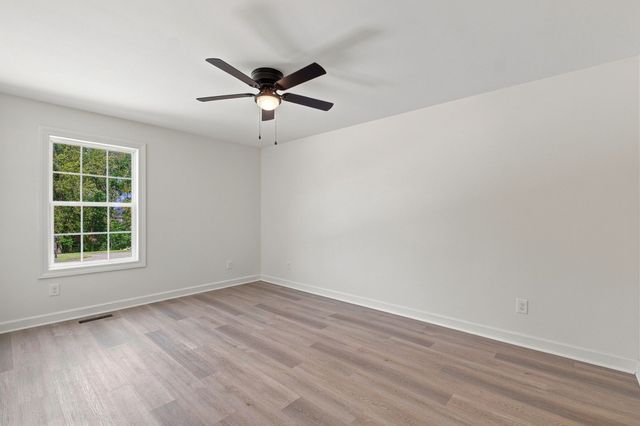 203 Marys Lane, Lafayette, TN 37083