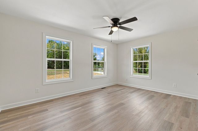 203 Marys Lane, Lafayette, TN 37083