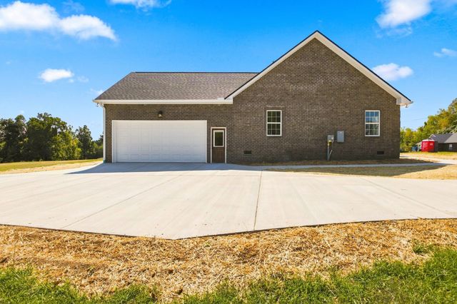 203 Marys Lane, Lafayette, TN 37083