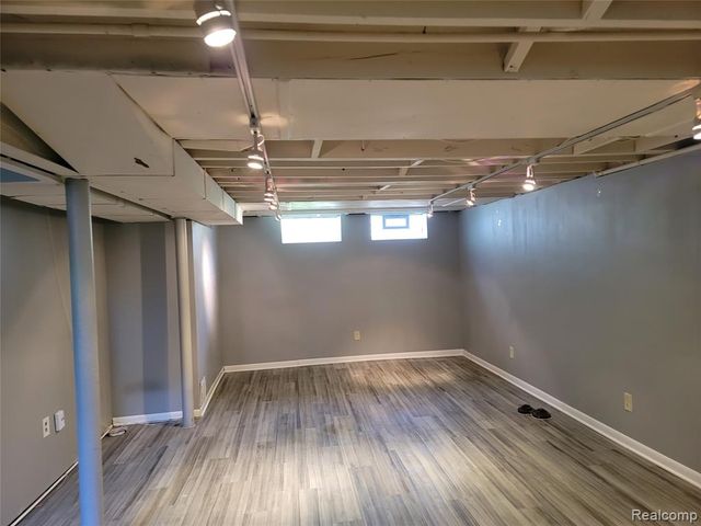 1803 N Connecticut Avenue, Royal Oak, MI 48073