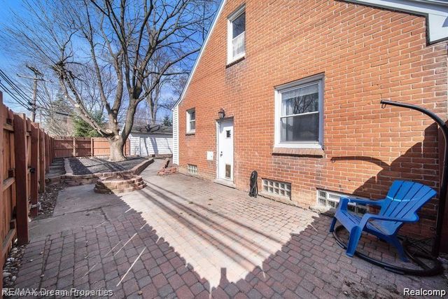 1803 N Connecticut Avenue, Royal Oak, MI 48073
