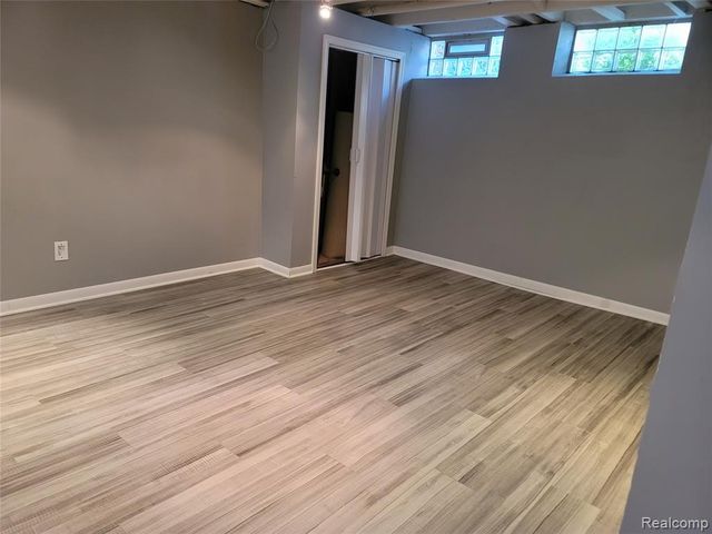 1803 N Connecticut Avenue, Royal Oak, MI 48073