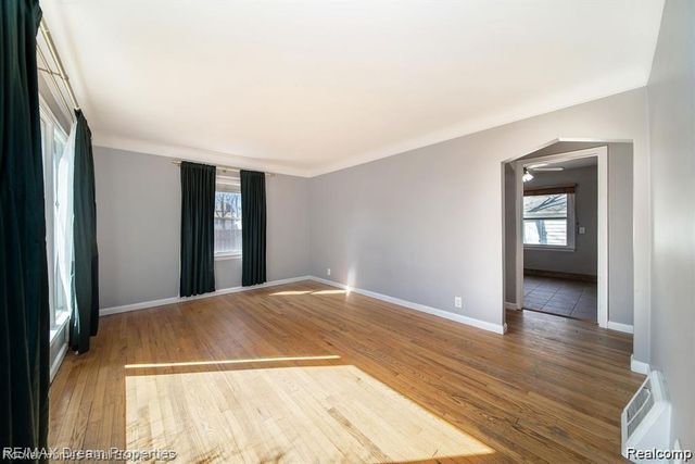 1803 N Connecticut Avenue, Royal Oak, MI 48073
