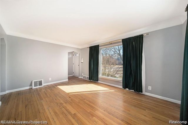 1803 N Connecticut Avenue, Royal Oak, MI 48073