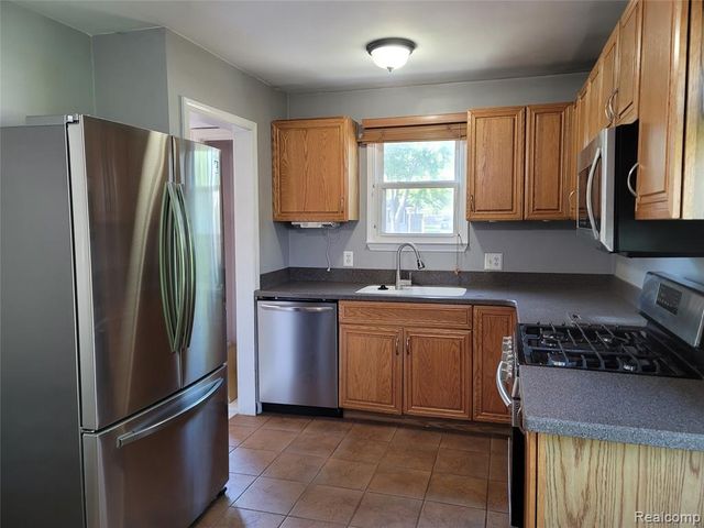 1803 N Connecticut Avenue, Royal Oak, MI 48073
