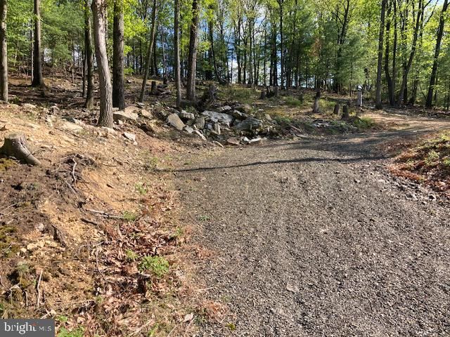 2464 PAPOOSE DRIVE, Auburn, PA 17922