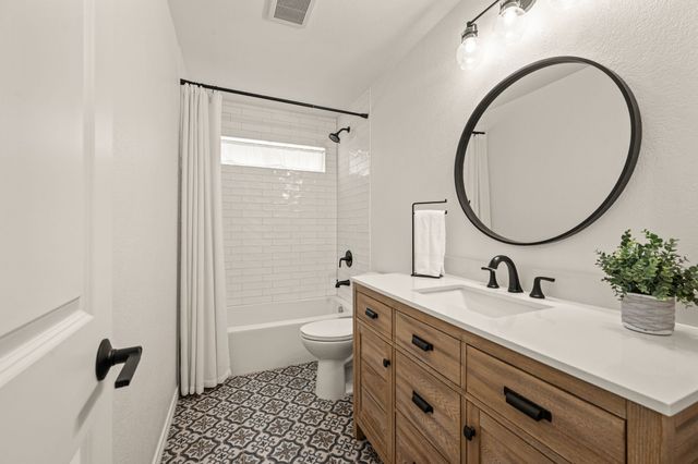 1312 Circle Lane, Bedford, TX 76022