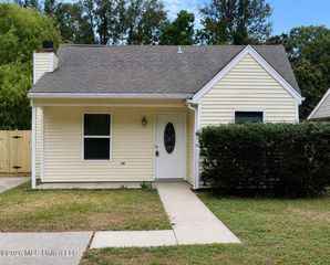 1743 James Buchanan Drive, Biloxi, MS 39531