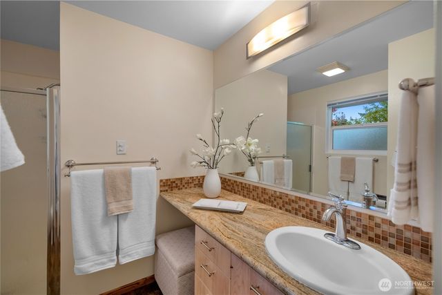 7113 5th Avenue SE, Lacey, WA 98503