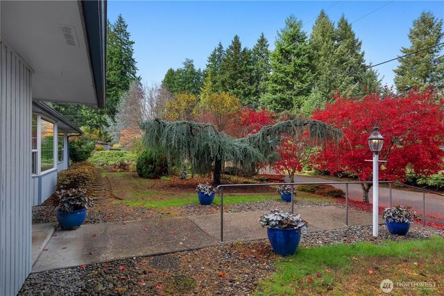 7113 5th Avenue SE, Lacey, WA 98503