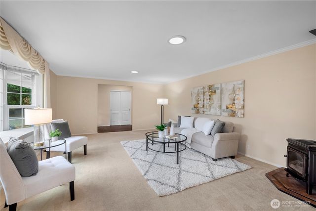 7113 5th Avenue SE, Lacey, WA 98503