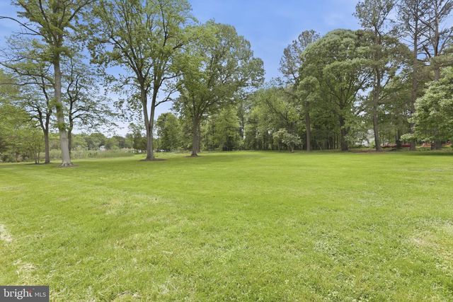 5865 DEALE BEACH RD, Deale, MD 20751