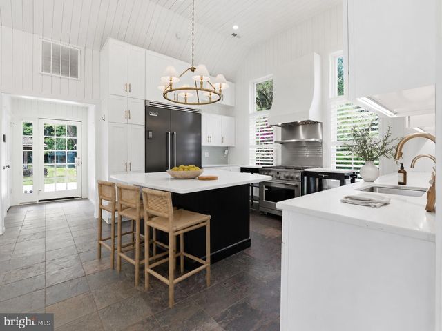 5865 DEALE BEACH RD, Deale, MD 20751