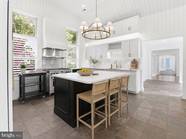 5865 DEALE BEACH RD, Deale, MD 20751