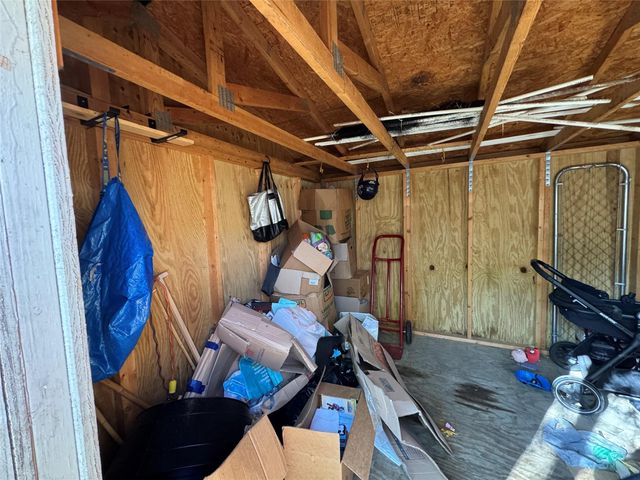 502 S Hyannis Port Street, Crosby, TX 77532