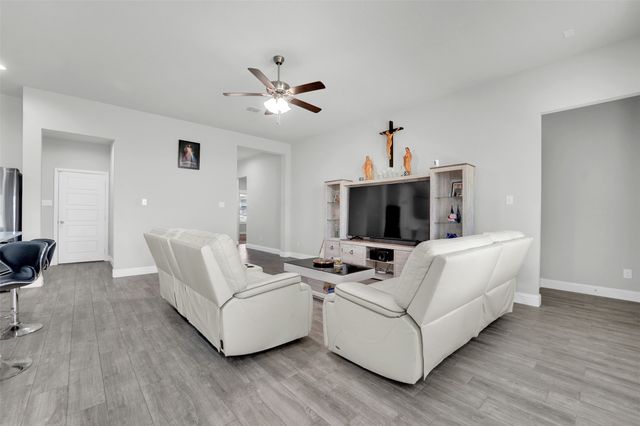 1340 Collett Sublett Road, Kennedale, TX 76060