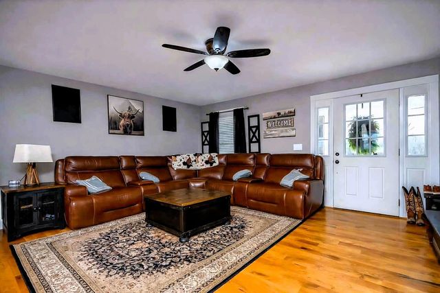 862 Peasticks Road, Owingsville, KY 40360