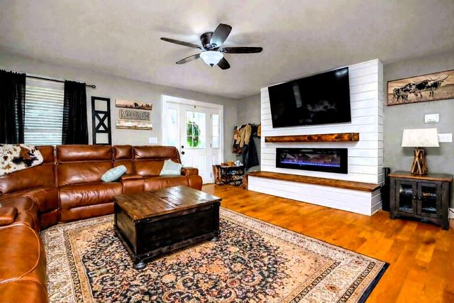 862 Peasticks Road, Owingsville, KY 40360