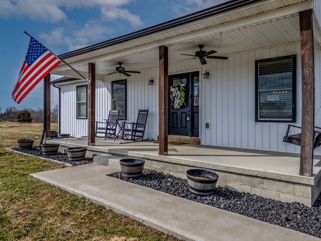862 Peasticks Road, Owingsville, KY 40360