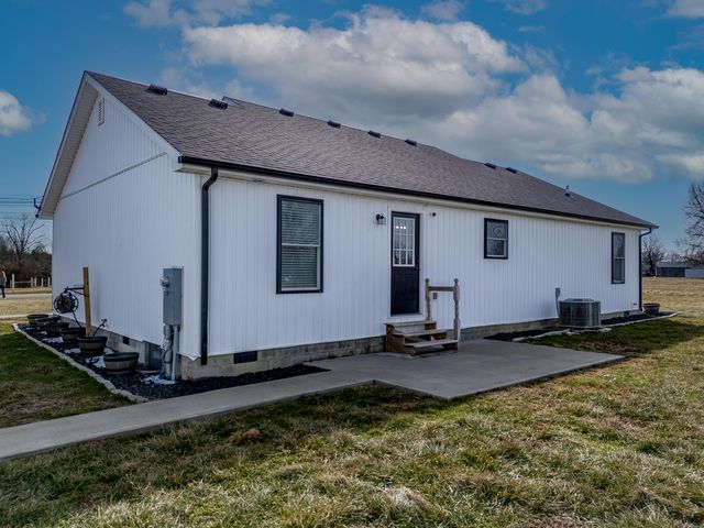 862 Peasticks Road, Owingsville, KY 40360