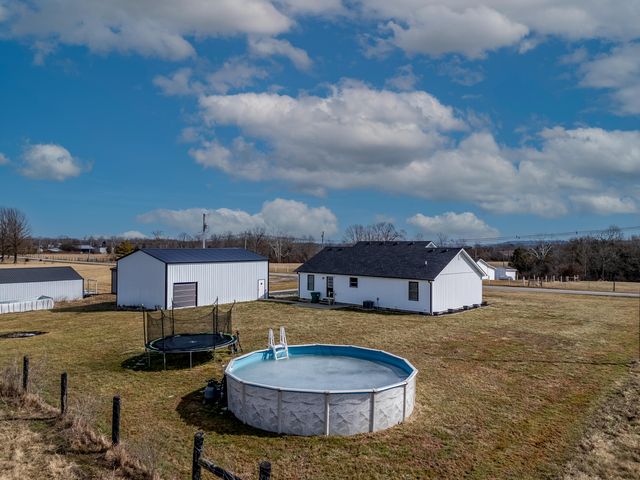 862 Peasticks Road, Owingsville, KY 40360
