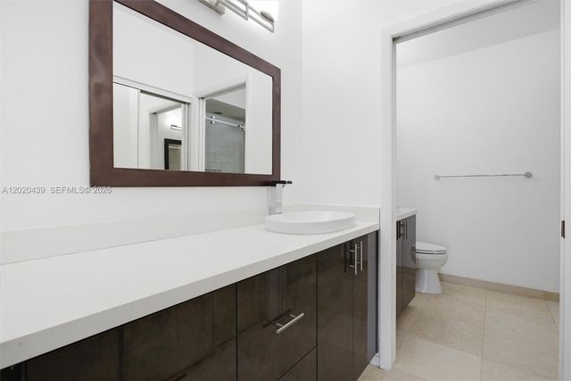 8555 Ardoch Rd, Miami Lakes, FL 33016