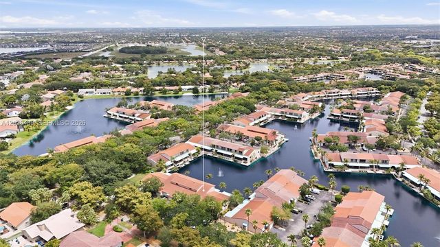 8555 Ardoch Rd, Miami Lakes, FL 33016