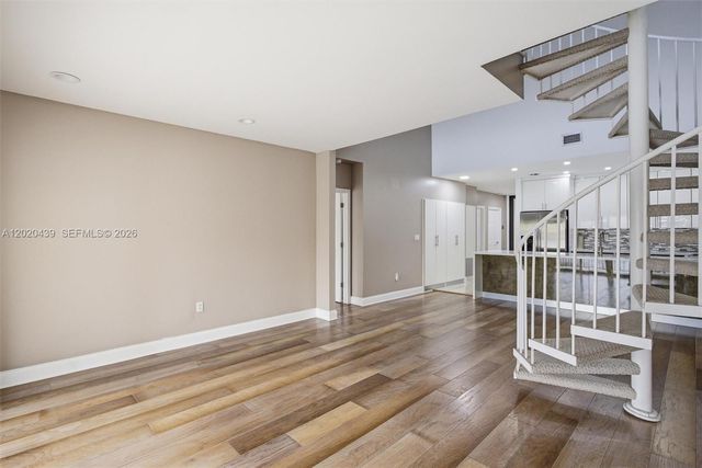 8555 Ardoch Rd, Miami Lakes, FL 33016