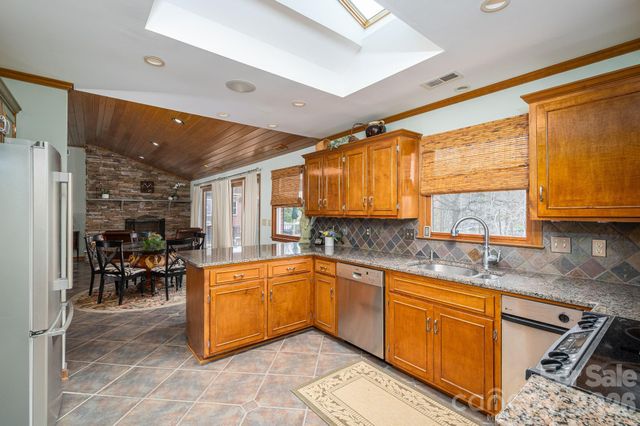 872 Armstrong Road, Belmont, NC 28012