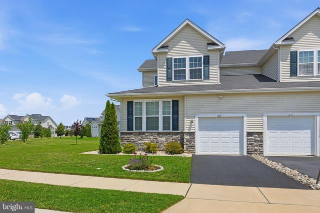 235 ROSSNAKILL RD, Middletown, DE 19709