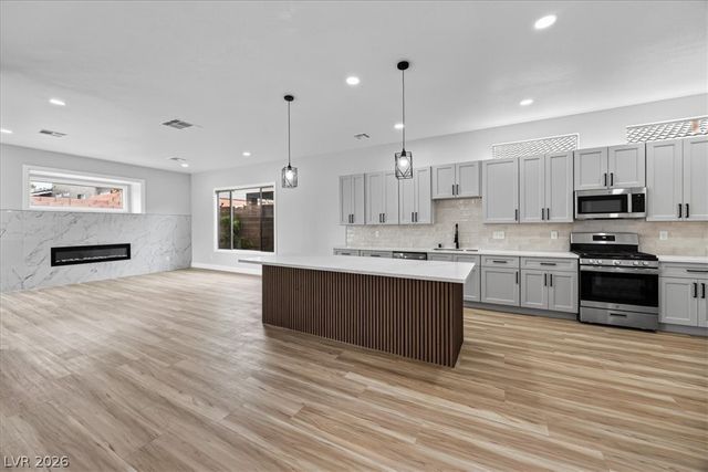 5807 Rothbury Avenue, Las Vegas, NV 89141