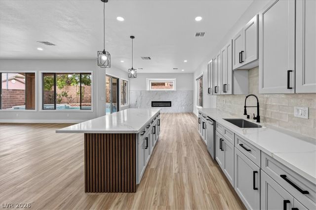 5807 Rothbury Avenue, Las Vegas, NV 89141