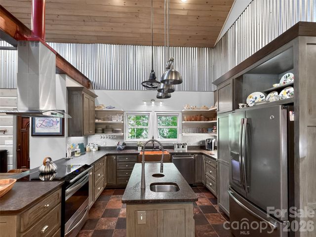584 Clear Spring Trail 61, Nebo, NC 28761