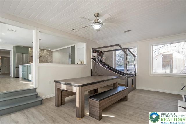 339 Stony Brook Drive, Chestnuthill Twp, PA 18360