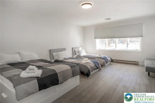 339 Stony Brook Drive, Chestnuthill Twp, PA 18360