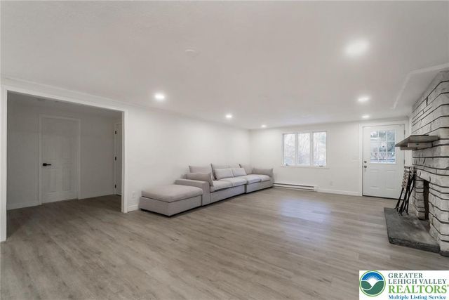 339 Stony Brook Drive, Chestnuthill Twp, PA 18360