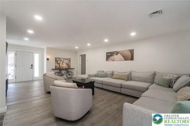 339 Stony Brook Drive, Chestnuthill Twp, PA 18360