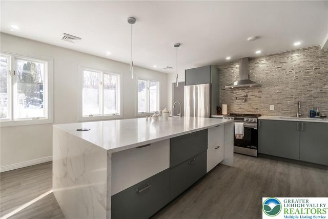 339 Stony Brook Drive, Chestnuthill Twp, PA 18360