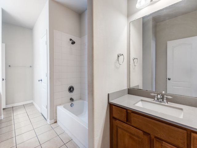 636 Gray Stone Lane, Richardson, TX 75081