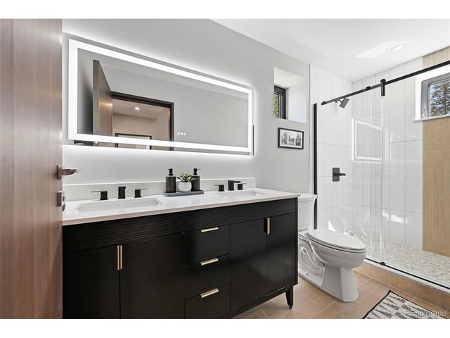 410 N Aspen St, Alma, CO 80420