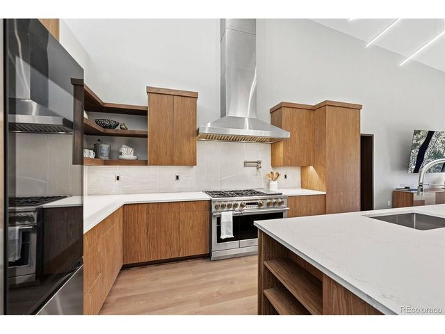 410 N Aspen St, Alma, CO 80420