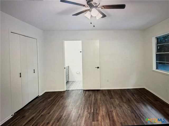 1250 E Common Street, New Braunfels, TX 78130