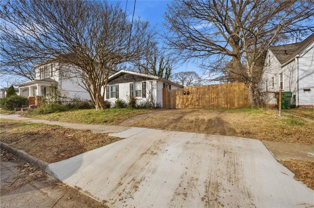 820 W 50th ST, Norfolk, VA 23508