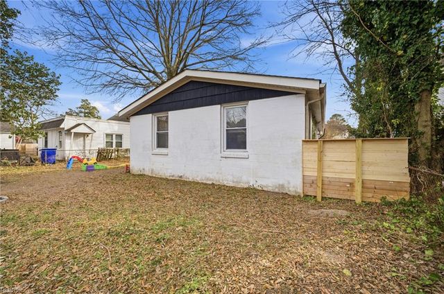 820 W 50th ST, Norfolk, VA 23508