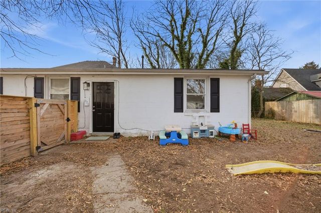 820 W 50th ST, Norfolk, VA 23508