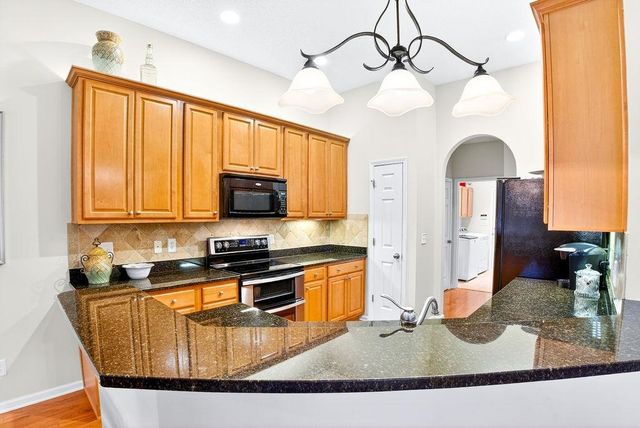 20 Willowbend Dr., Murrells Inlet, SC 29576