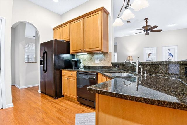 20 Willowbend Dr., Murrells Inlet, SC 29576